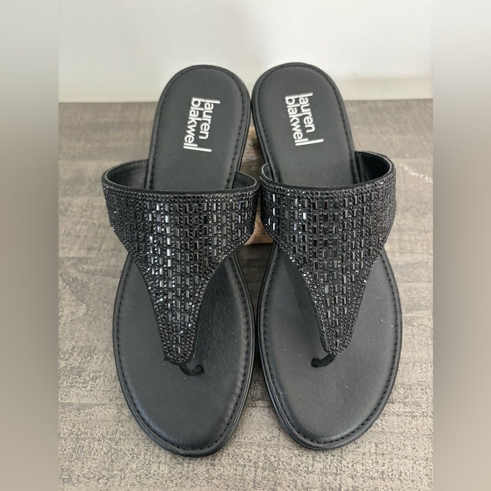 Lauren BlakwellToe Post Beaded Black Sandal, Sz 8, NWOB